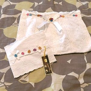 🎉 vintage Japanese zippered clutch & tissue holde